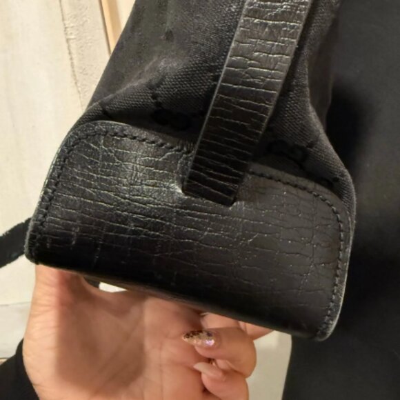 GU002, GUCCI, GG Leather & Canvas Tote w/COA - Picture 2 of 4